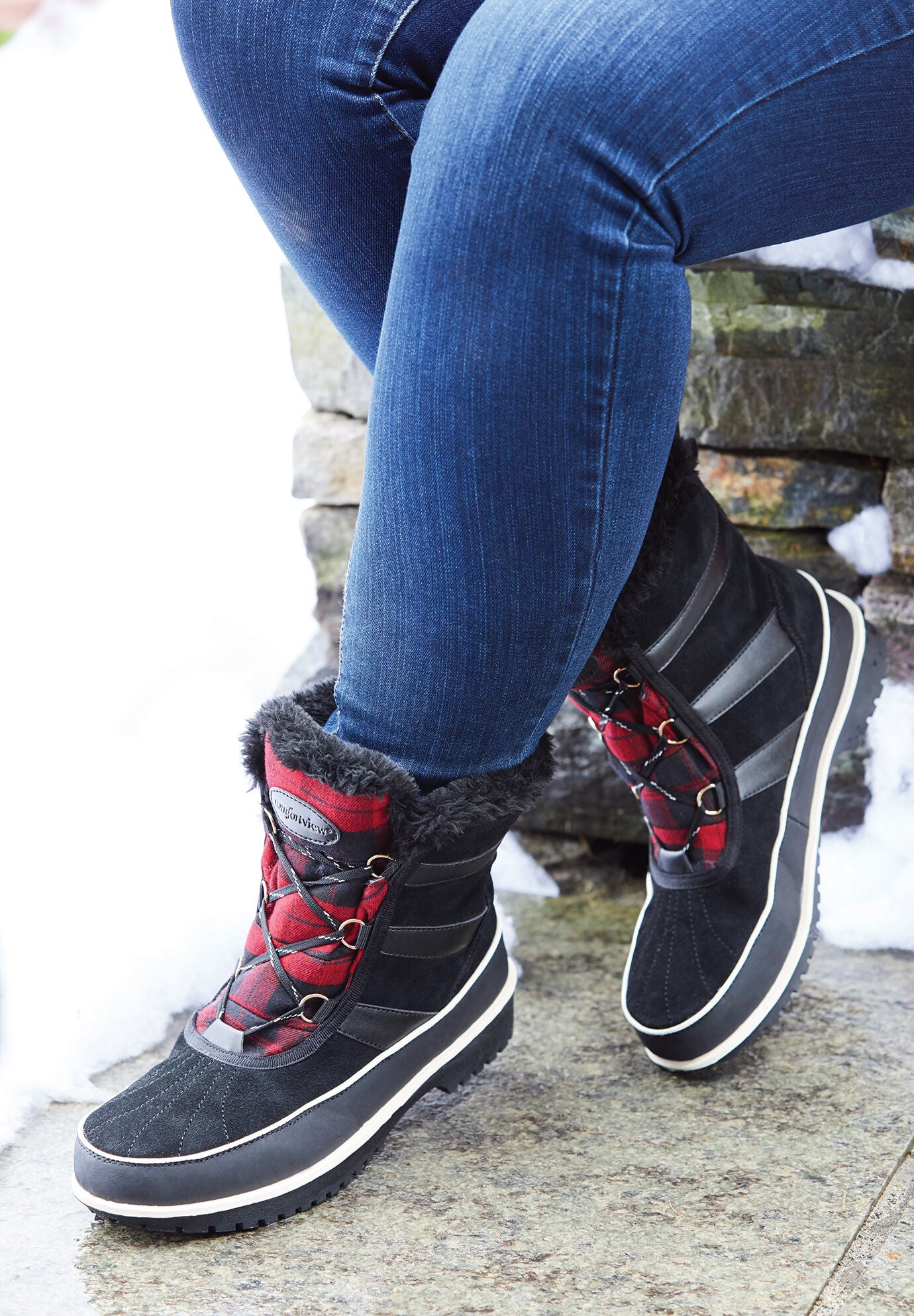 Brienne deals waterproof bootie