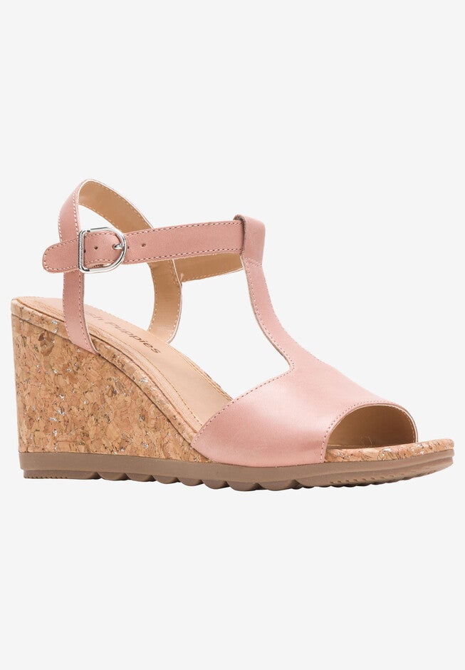 Pekingese T-Strap Sandal , PALE PEACH LEATHER, hi-res image number null