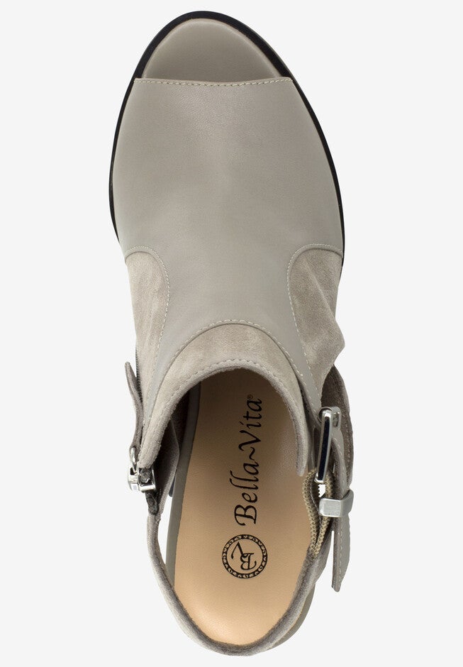Kellan Sandal , , alternate image number null