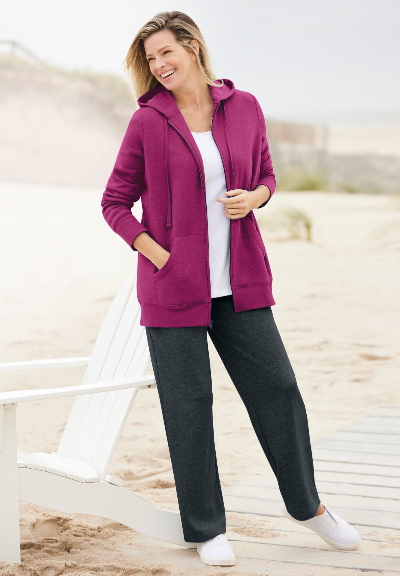 Women Black Fleece Front Zipper Sweatshirt With Track Pant