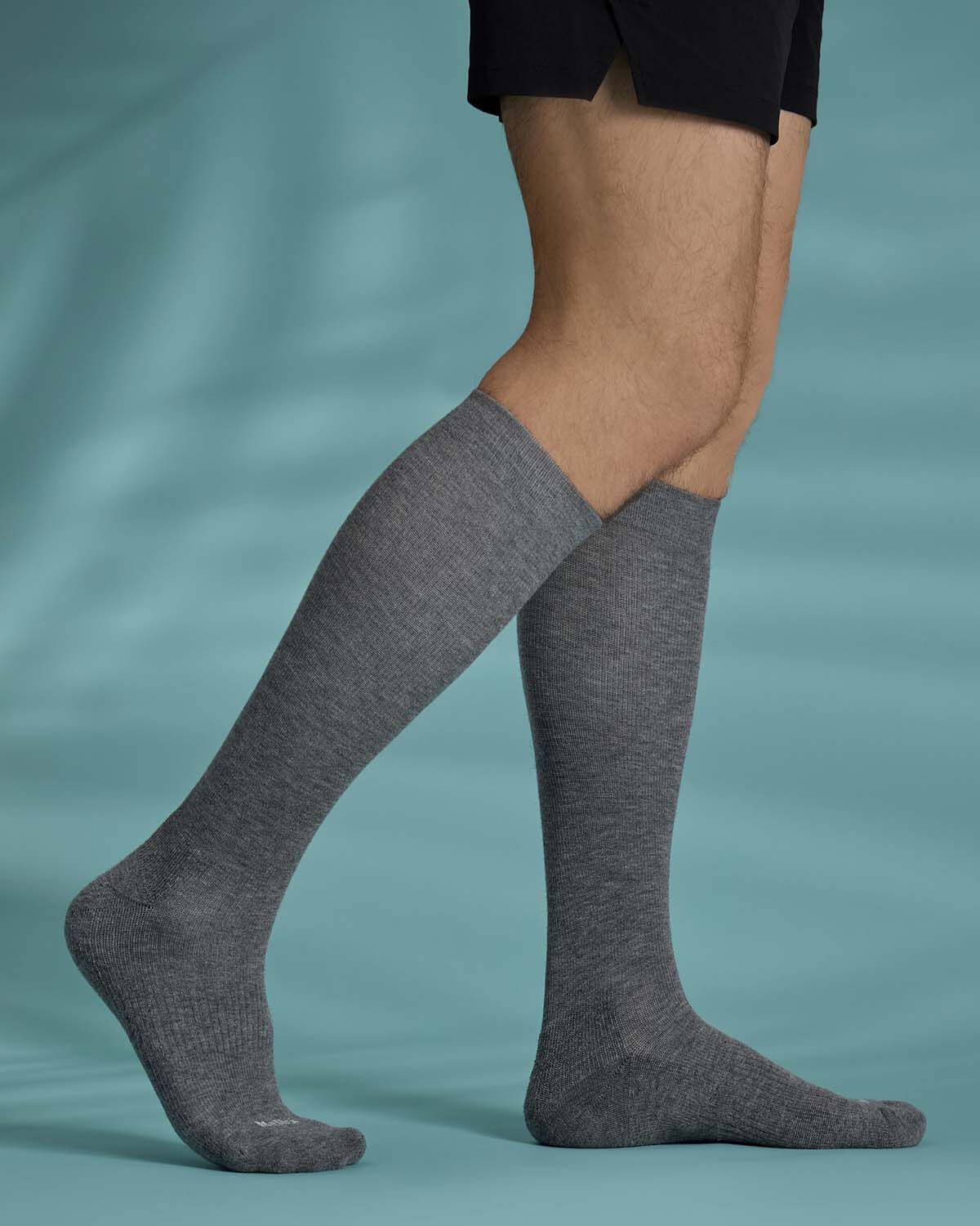 Unisex Classic Athletic Cushion Sole Knee High Cotton Blend 15-20mmHg Graduated Compression Socks, MED GRAY HEATHER, alternate image number 3