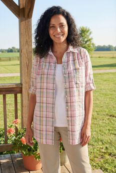 Short-Sleeve Button-Down Cotton Seersucker Shirt