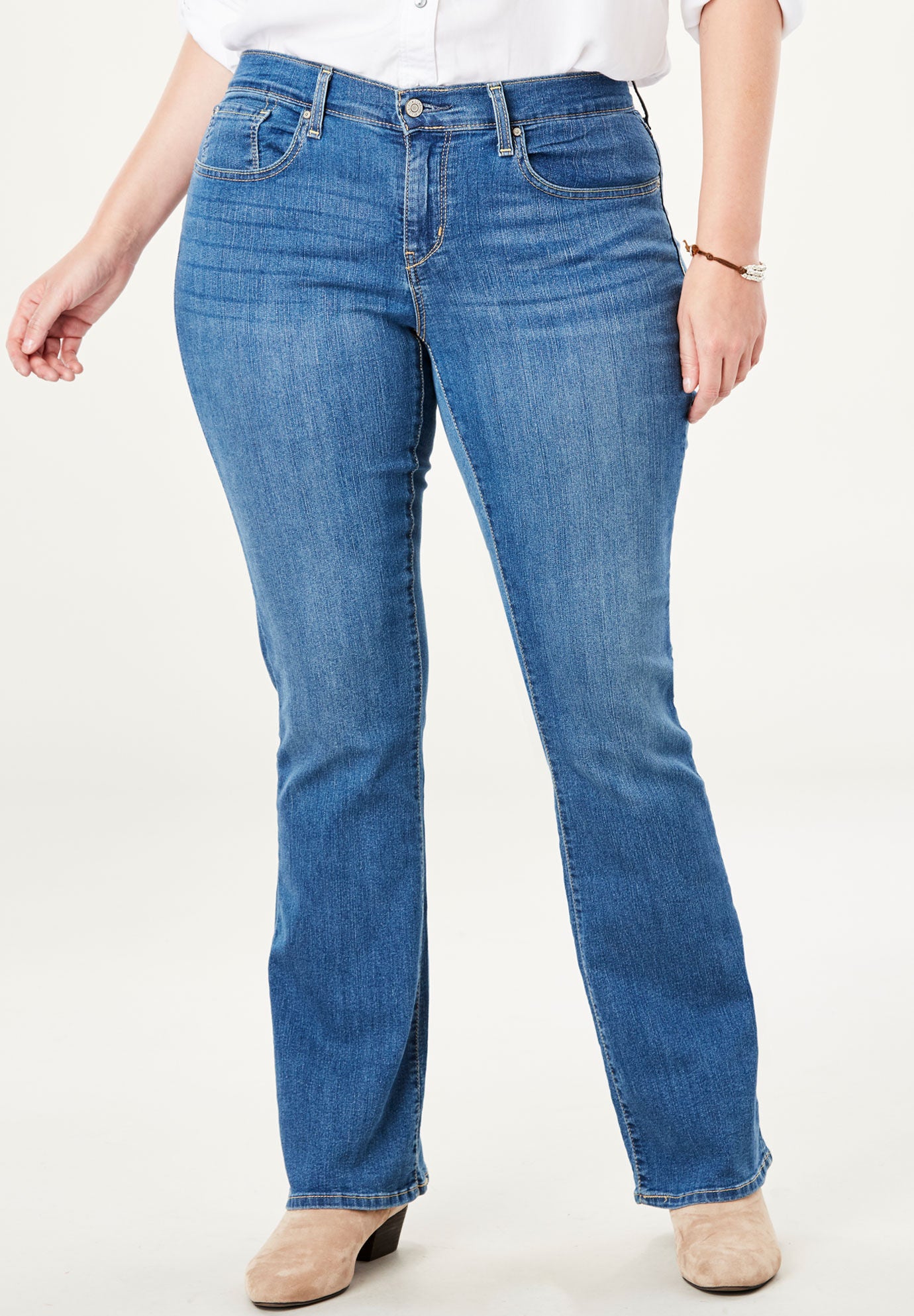 signature by levi strauss women's curvy bootcut jeans