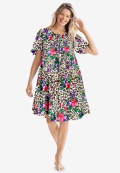 Short Sweeping Printed Lounger