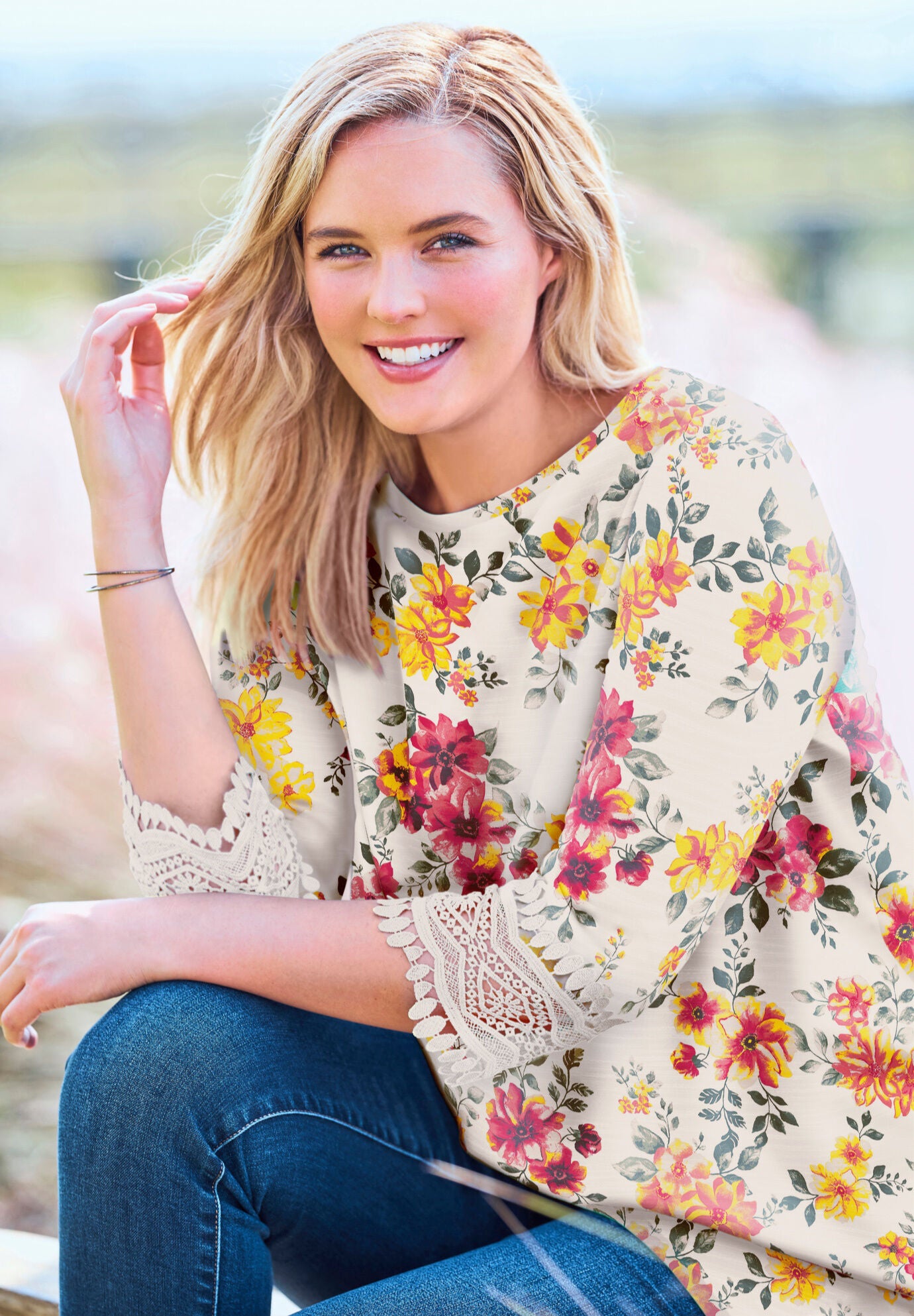 Crochet-Trim Three-Quarter Sleeve Tunic, , alternate image number 5