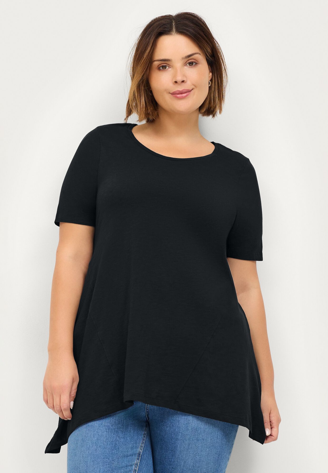 Side Point Hem Scoop Neck Tunic, BLACK, hi-res image number 0