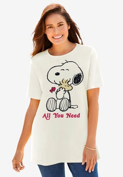 Peanuts Women’s Short Sleeve Valentine’s Day Snoopy Hug