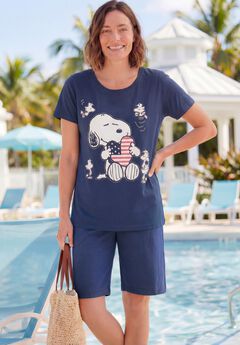 Heart Flag Hug Snoopy Crewneck Tee