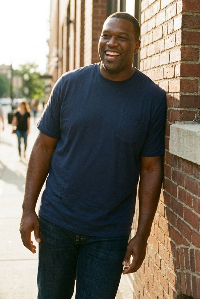 The Ultra-Light Comfort Pocket Tee image number 3