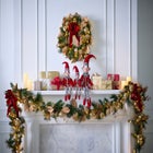 PRE-LIT REGAL 24" Wreath image number null