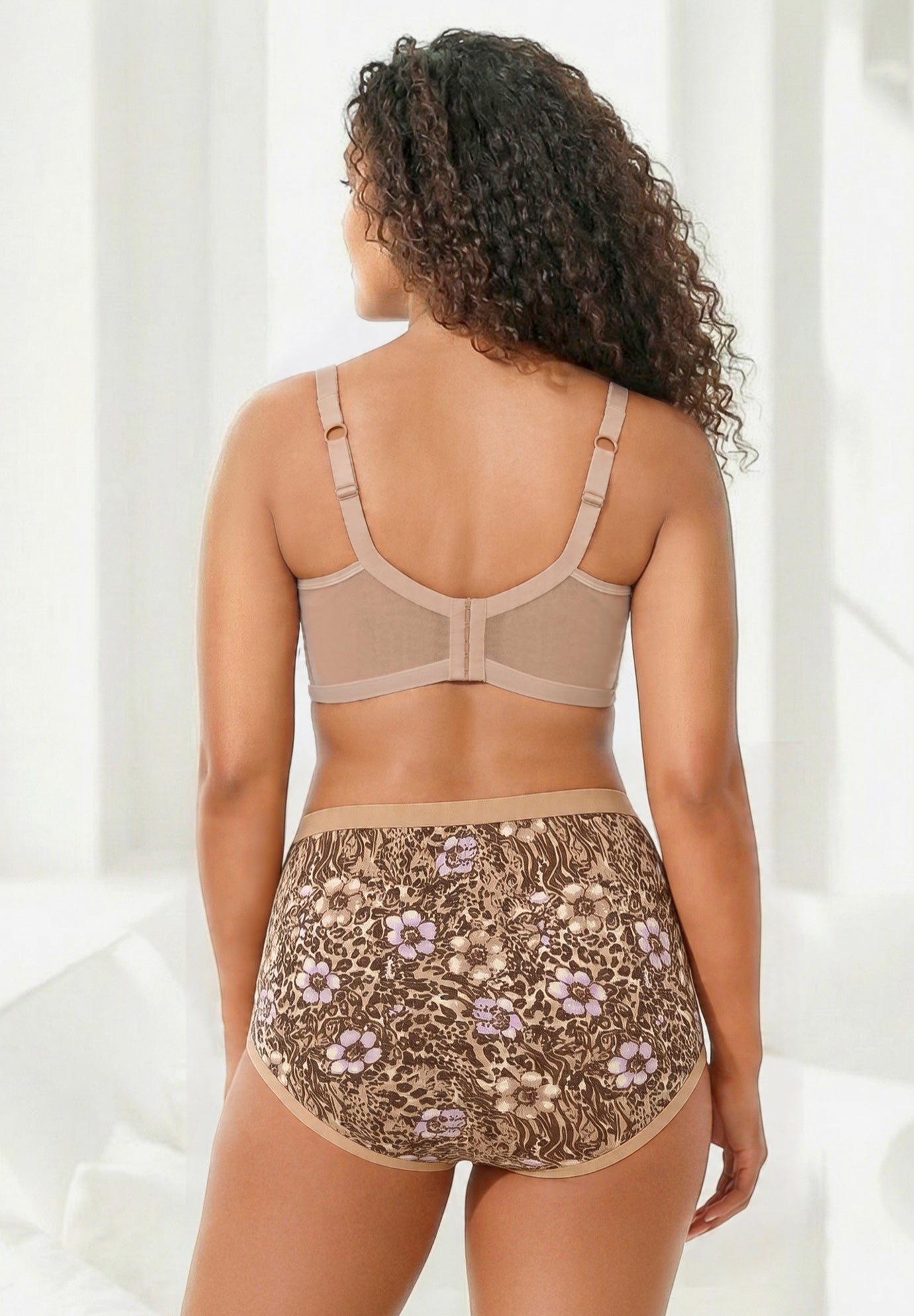 Stay-Cool Wireless Wicking T-Shirt Bra image number 1
