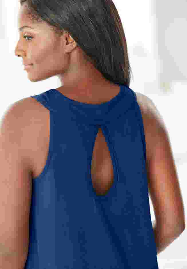 Scoopneck Tank & Capri Legging PJ Set  image number 5