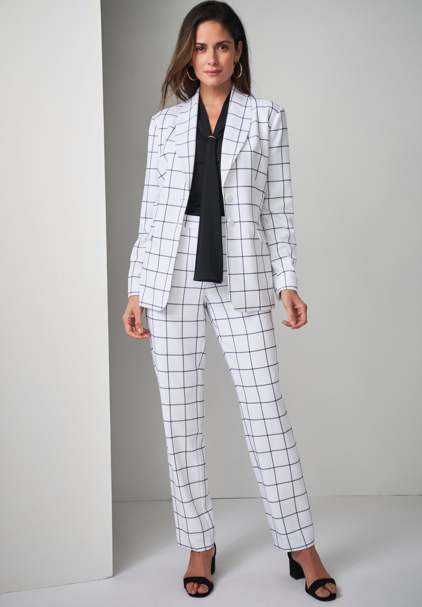 2-Piece Stretch Crepe Single-Breasted Pantsuit image number 0
