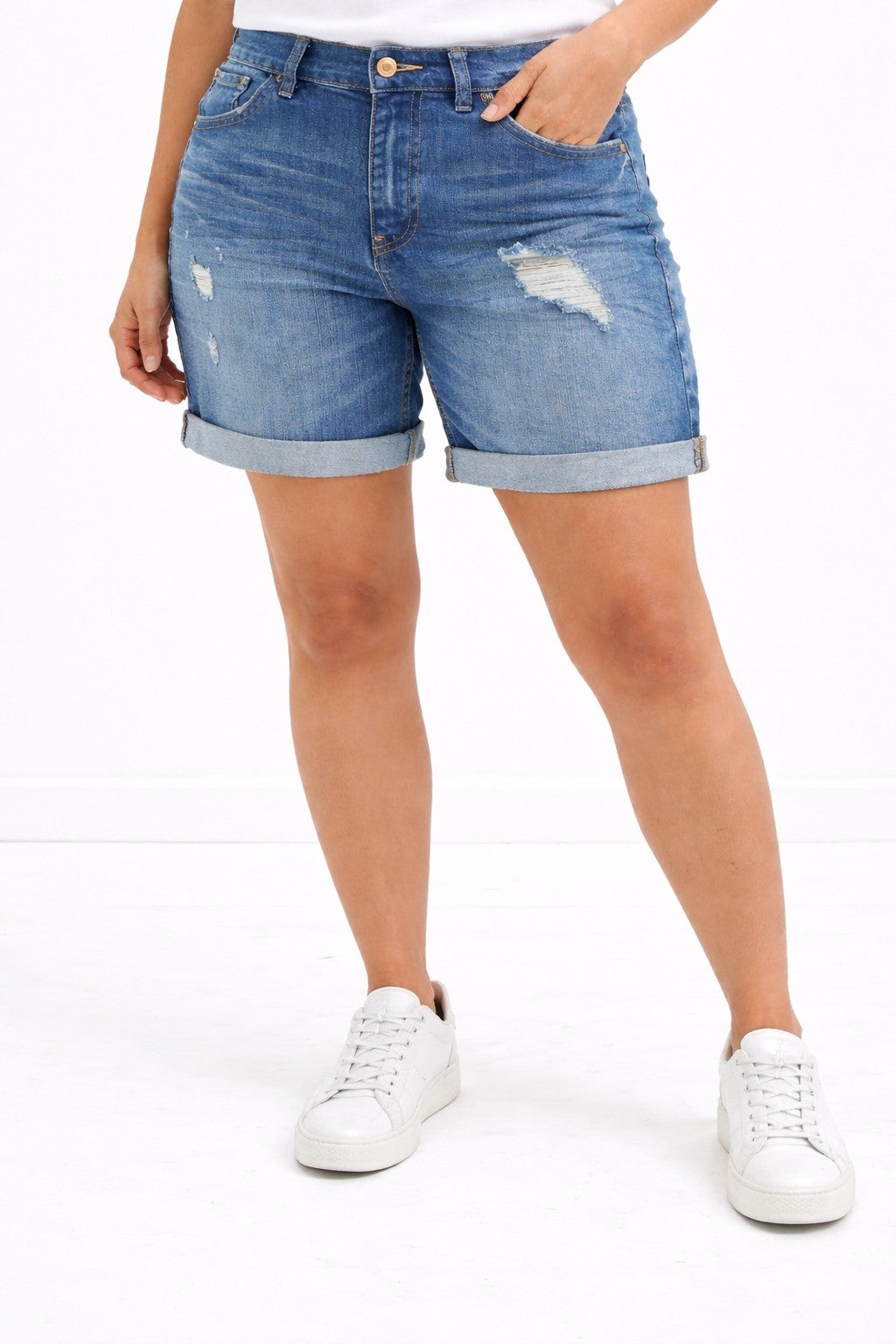 Stretch Denim Mid-rise Boyfriend Shorts image number 0