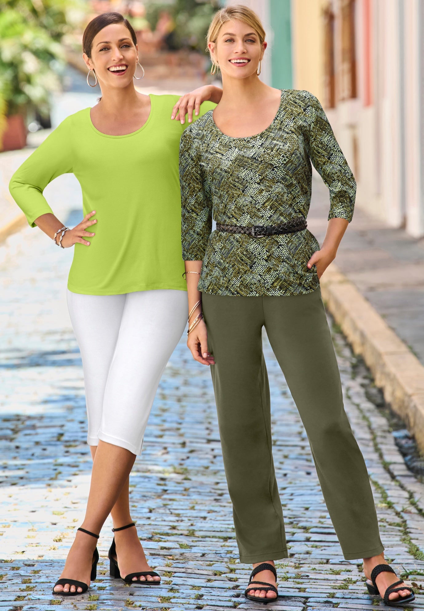 Stretch Cotton Scoop Neck Tee image number 2