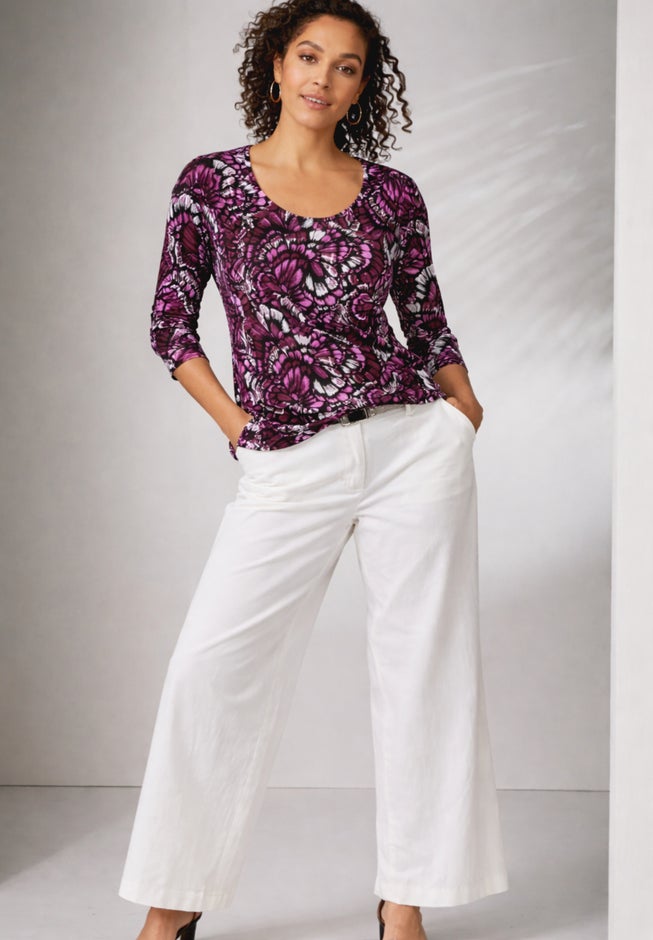 Stretch Cotton Scoop Neck Tee image number 3