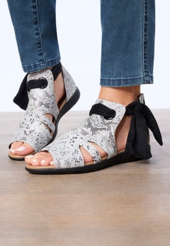 The Annika Shootie