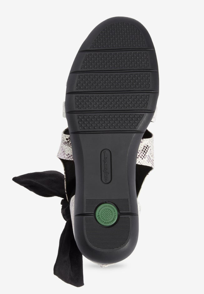 The Annika Shootie image number 2