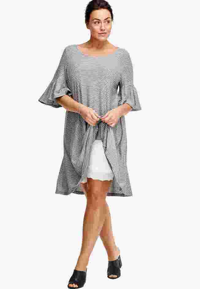 Lace Hem Bike Shorts image number 4
