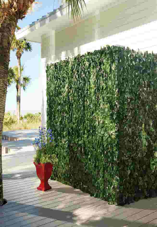 High Faux Greenery Privacy Screen image number 0
