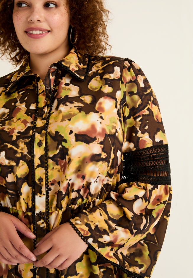 Lace-Panelled Midi Shirt Dress image number 3