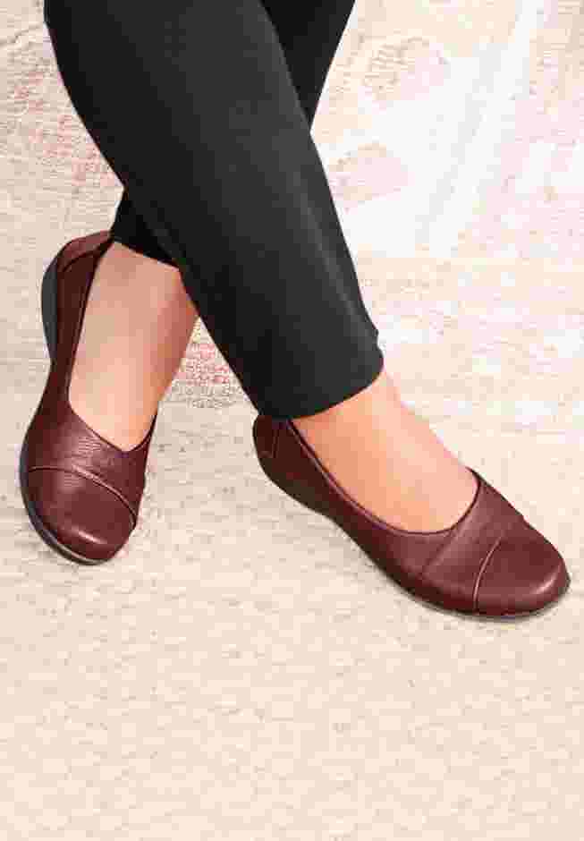 The Gab Slip On Flat image number 0