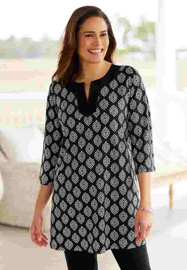 Contrast Notch-Neck Three-Quarter Sleeve Knit Tunic image number 3