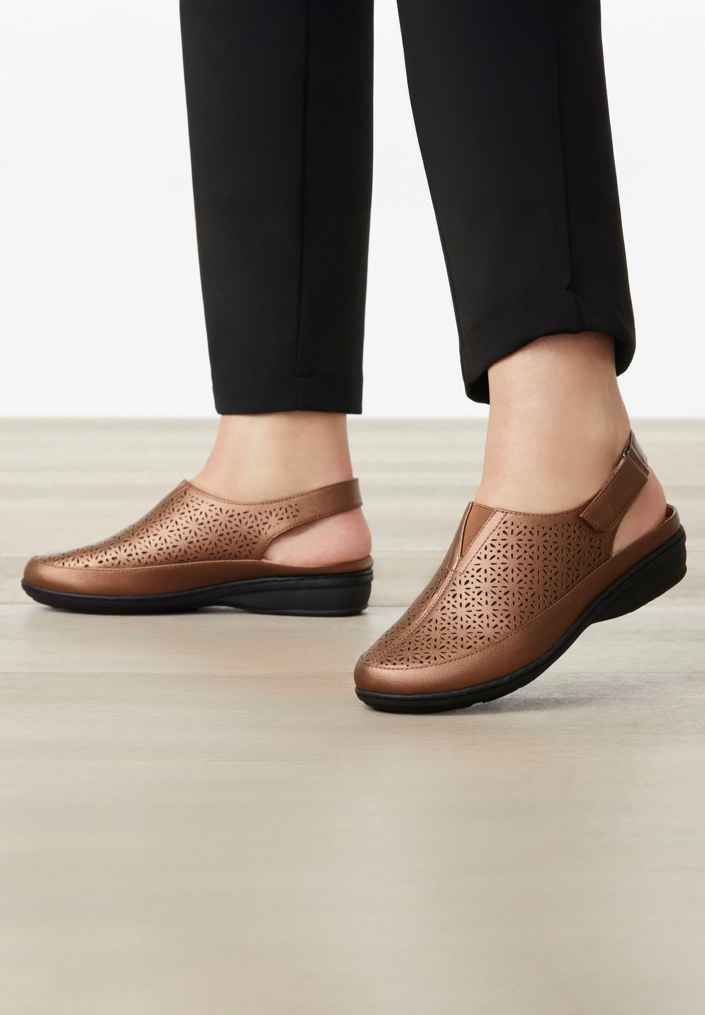 The Finny Sling image number 0