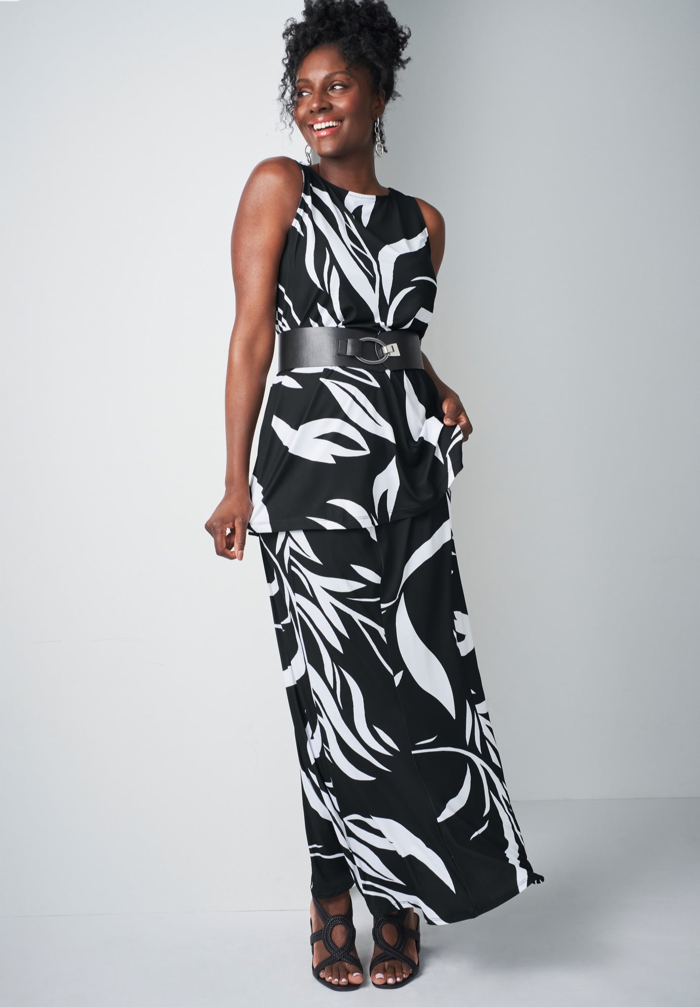 Stretch Knit Tunic Tank image number 0