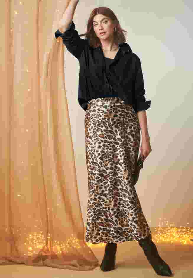 Wrinkle-Free Stretch Cotton Oversized Shirt image number 1