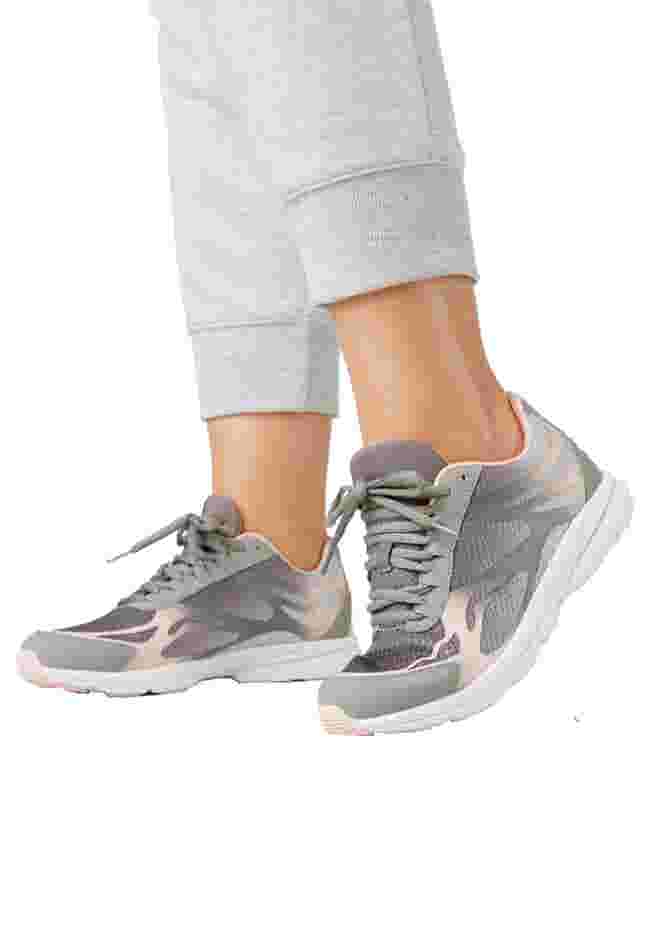 CV Sport Julie Sneaker image number 0