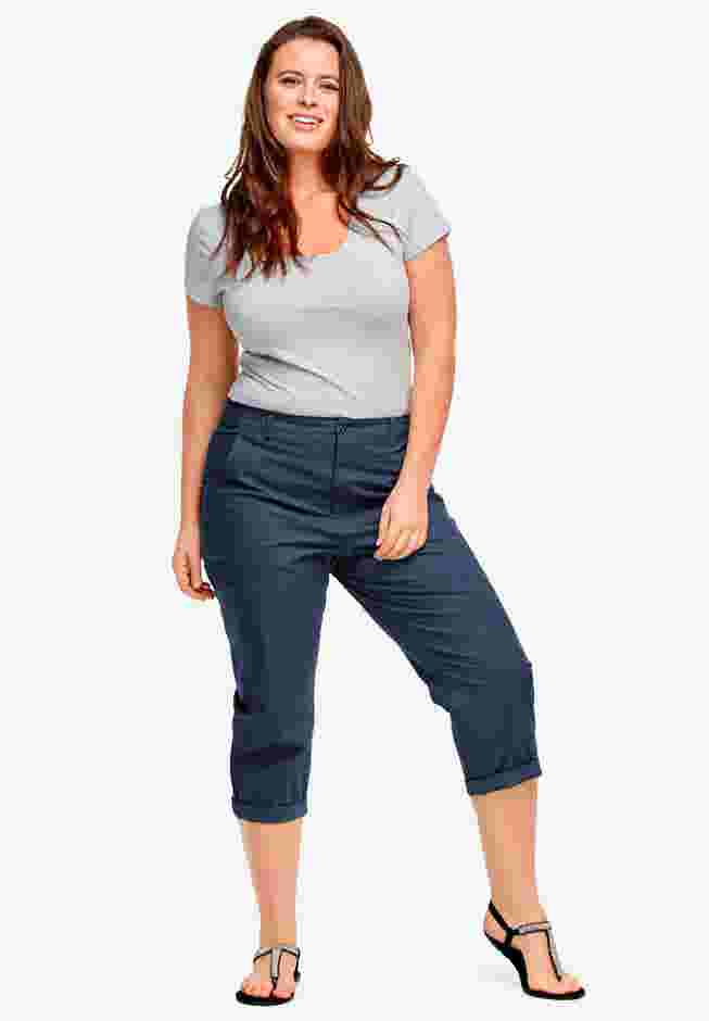 Seamed Capris image number 0