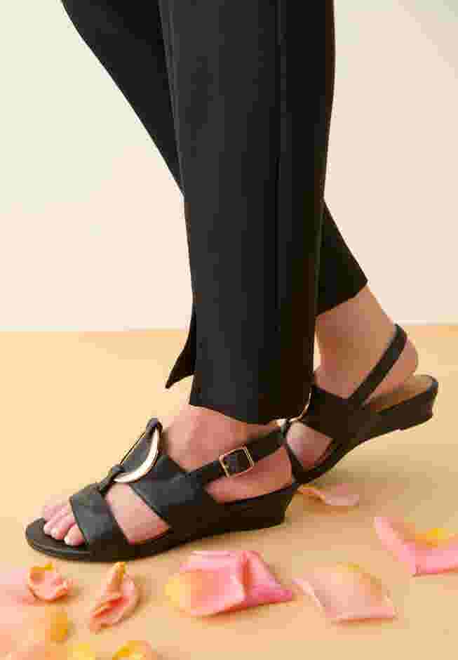 The Rosetta Sandal image number 1