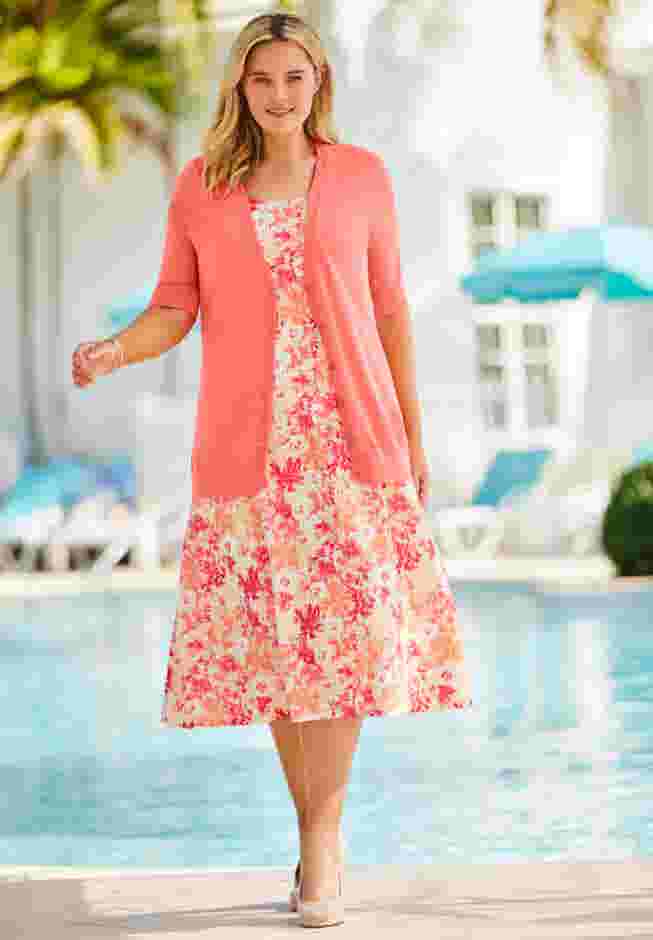 Lightweight Short Sleeve V-Neck Cardigan image number 7