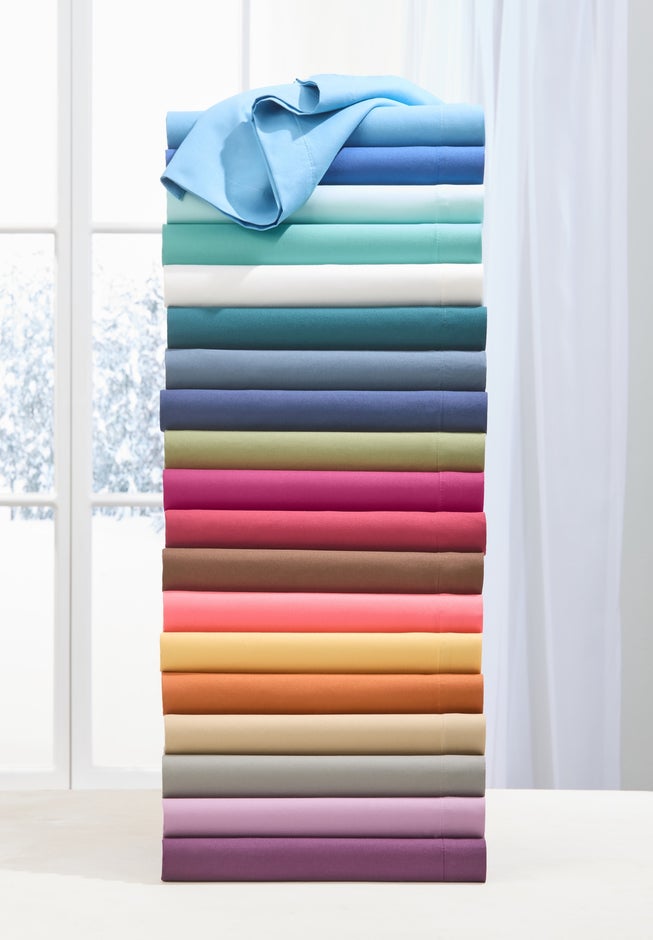 BH Studio Solid Microfiber Sheet Set image number 2