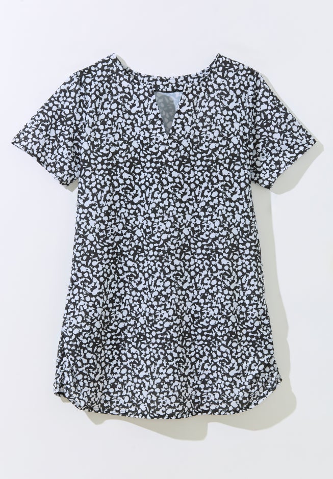 Split-Neck Short Sleeve Swim Tee with Built-In Bra image number 3