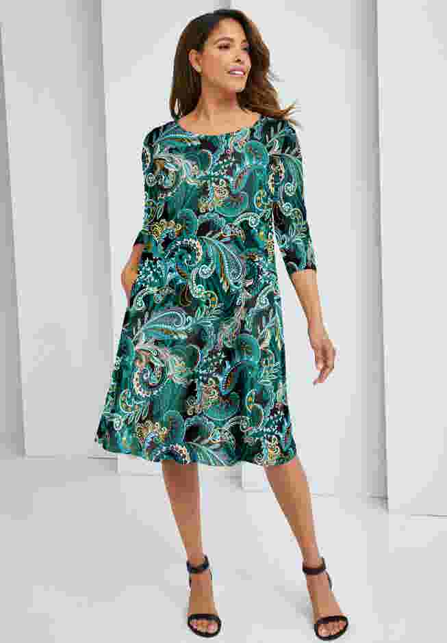 Stretch Knit Three-Quarter Sleeve T-shirt Dress image number 0