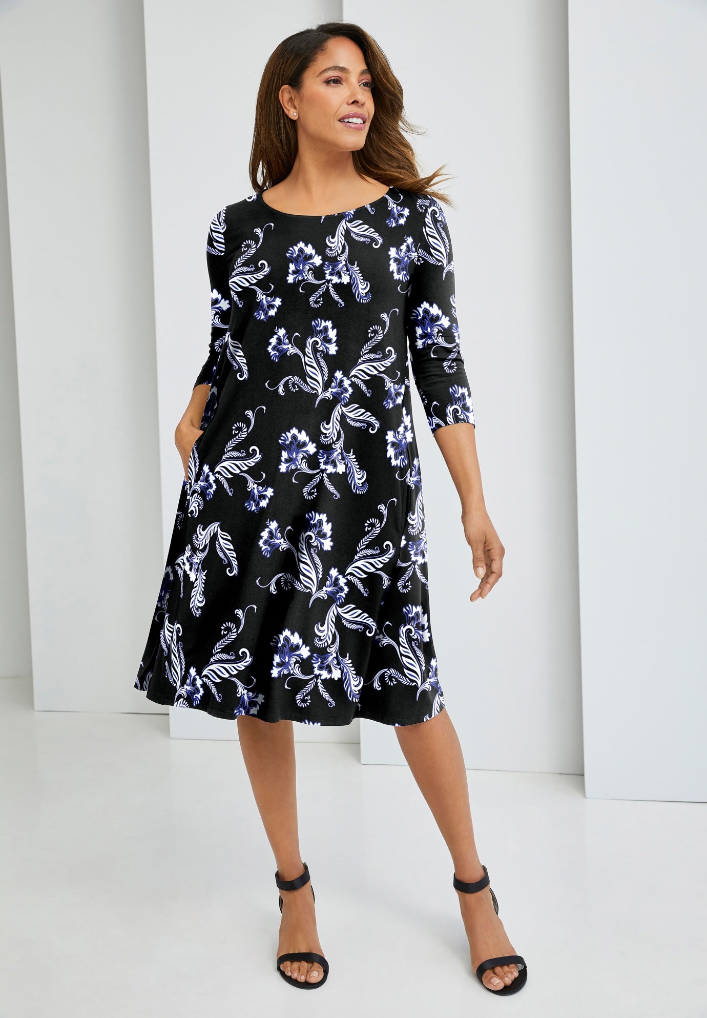 Stretch Knit Three-Quarter Sleeve T-shirt Dress image number 0