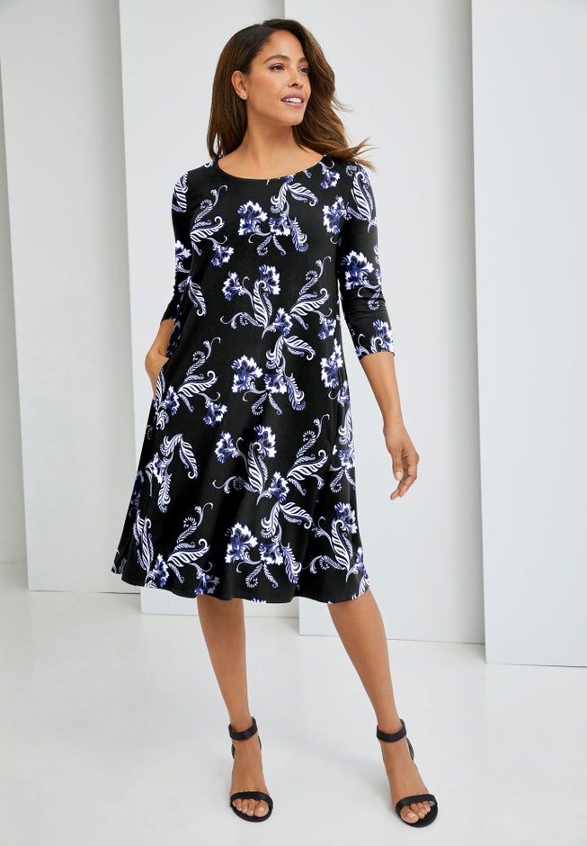 Stretch Knit Three-Quarter Sleeve T-shirt Dress image number 0