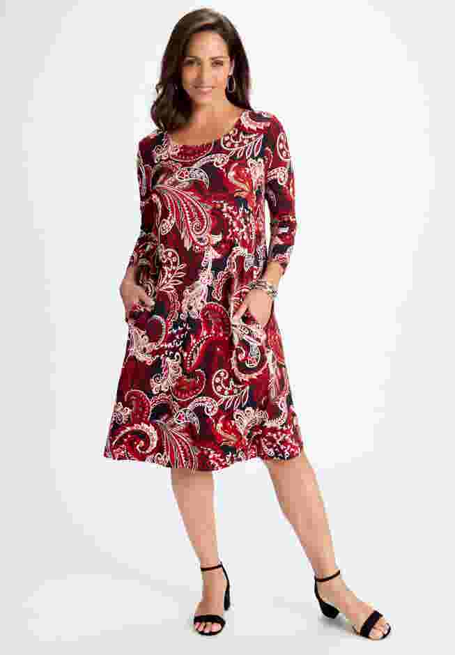 Stretch Knit Three-Quarter Sleeve T-shirt Dress image number 0