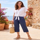 Fineline Stretch Denim Pull-On Capri Jeans image number null
