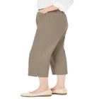 Fineline Stretch Denim Pull-On Capri Jeans image number null