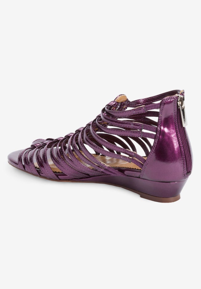 The Helen Sandal image number 1