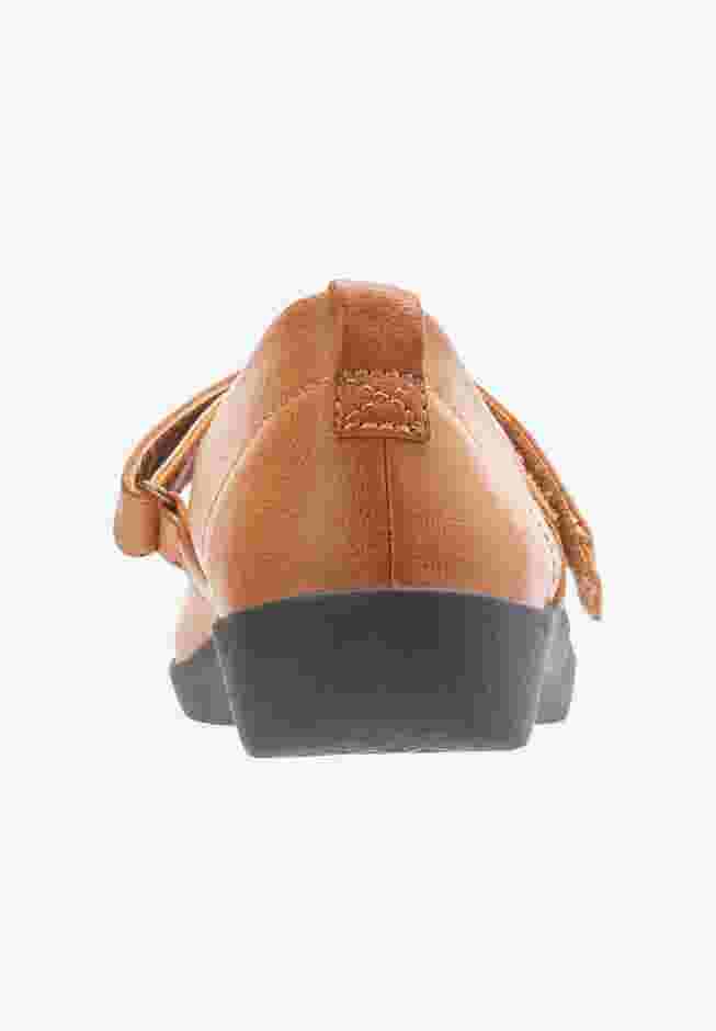 The Carla Mary Jane Flat  image number 1