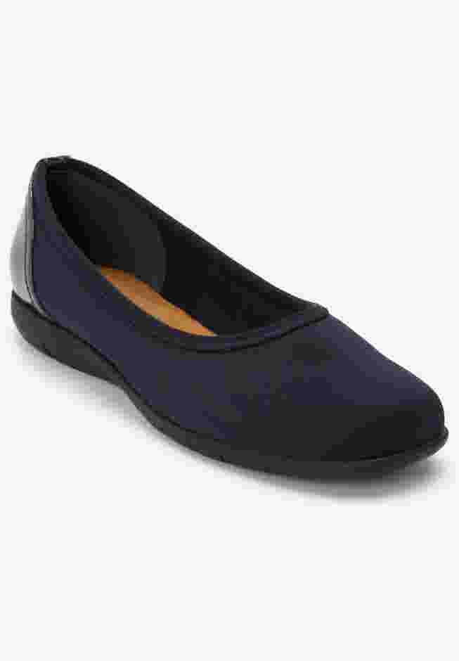 The Lyra Slip On Flat image number 0