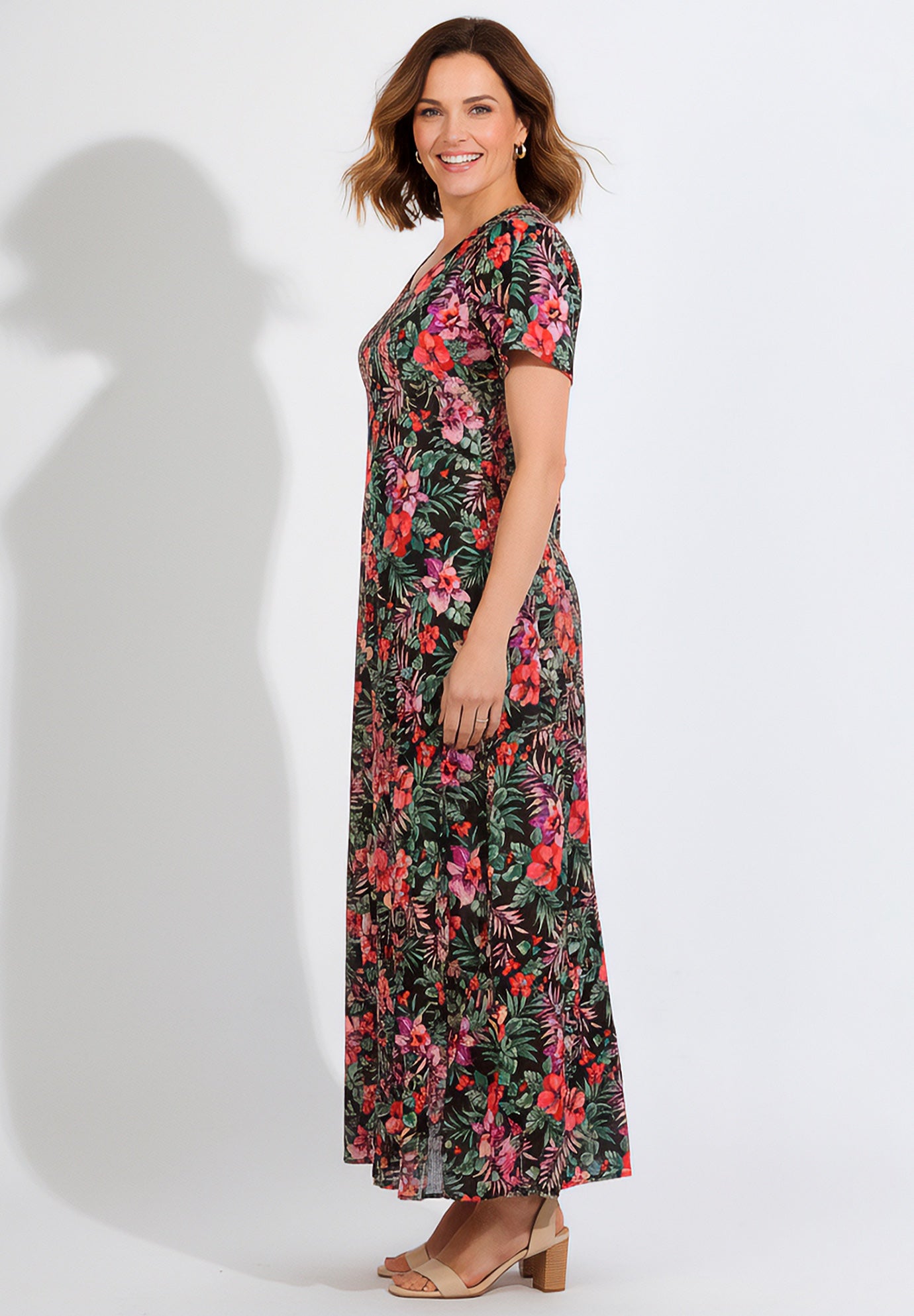 Short-Sleeve Crinkle Dress image number 2