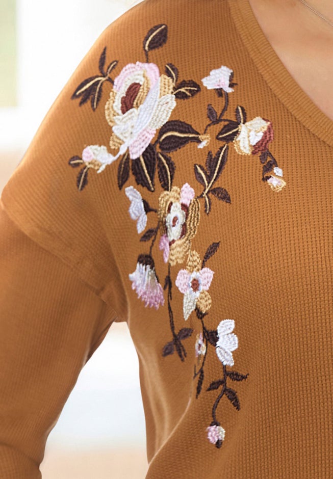 Waffle Thermal V-Neck Tee image number 3