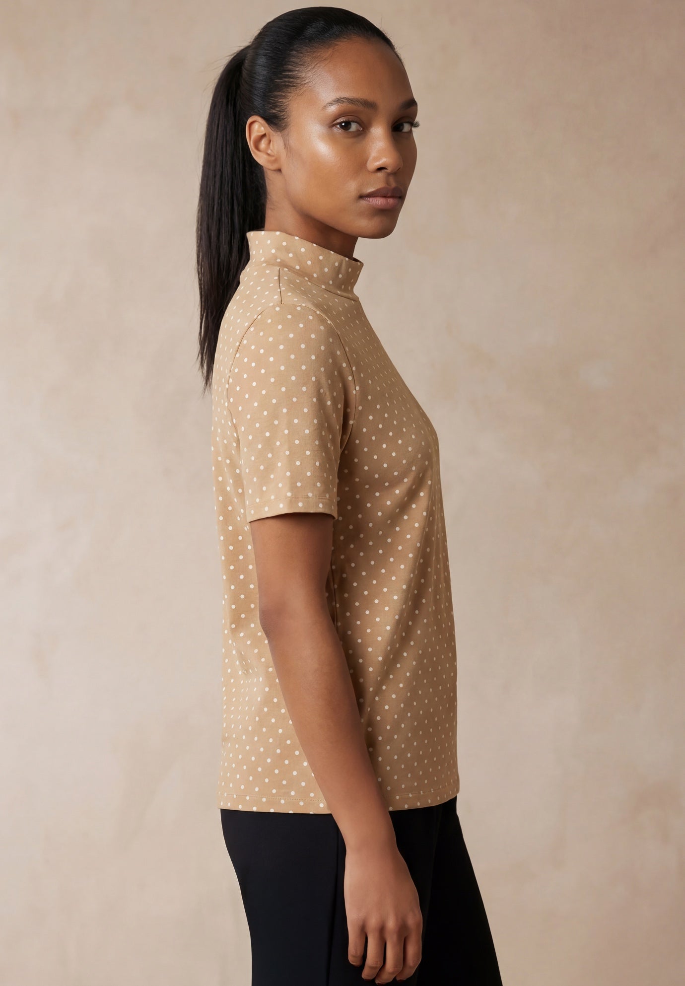 Short Sleeve Mock Neck image number 2