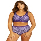 Wireless Front-Close Lounge Bra image number null