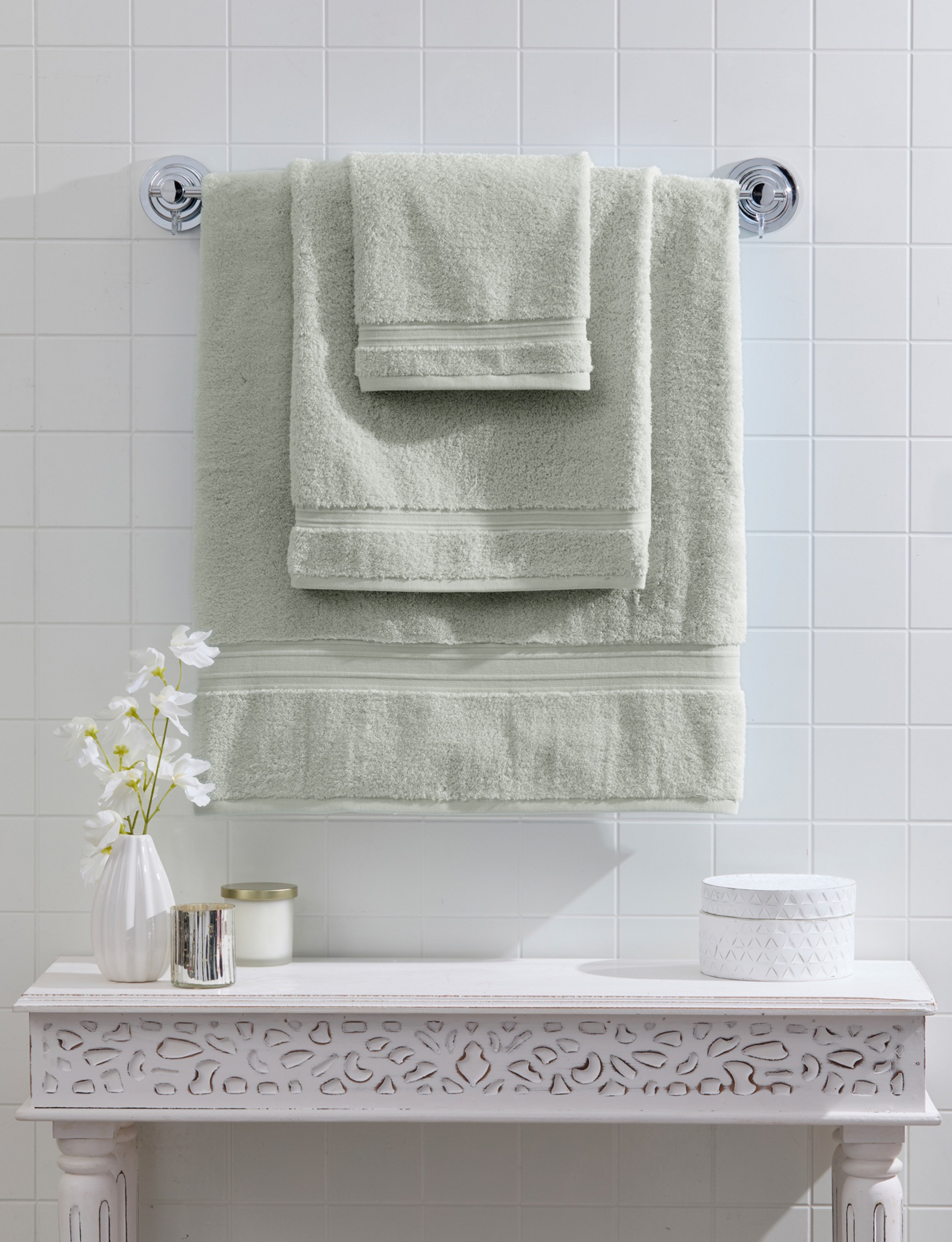 Amore 6-Pc. Bath Set image number 1